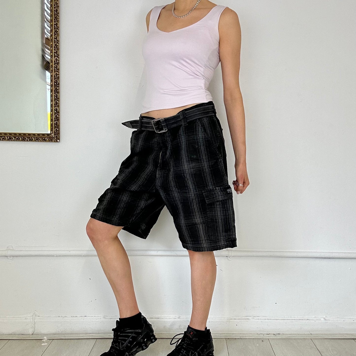 baggy black checkered wrangler shorts