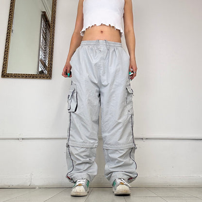 baggy cargo trousers