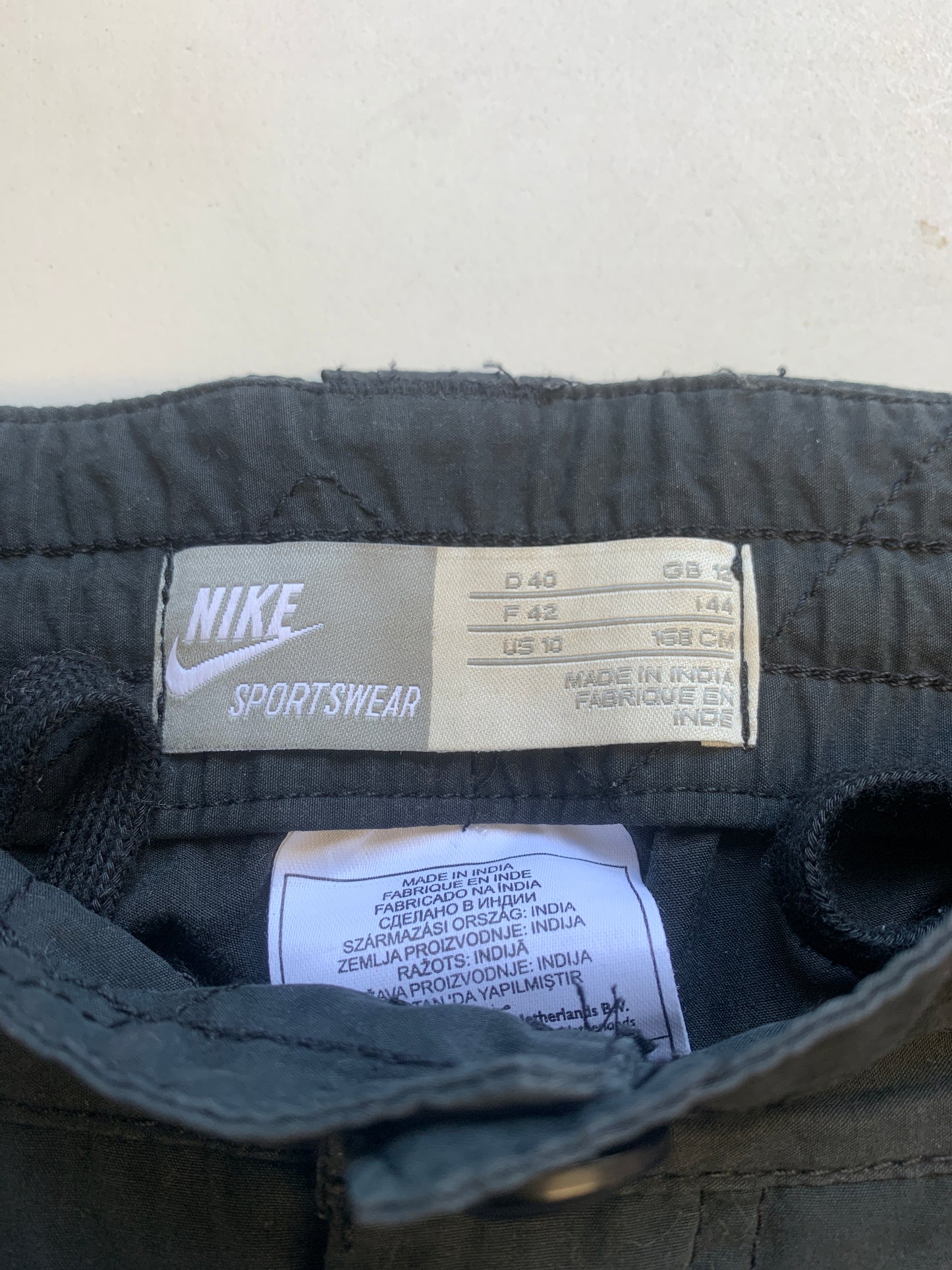 Nike 2000's black cargo trousers