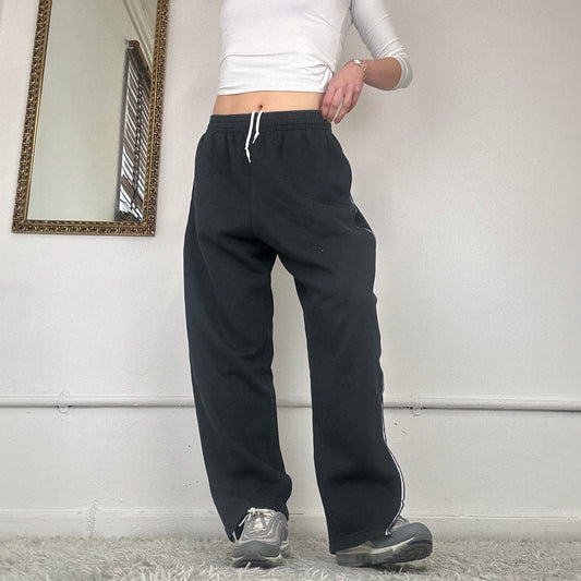 wide leg nike joggers