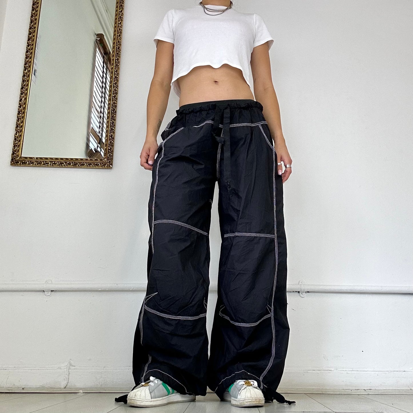 2000's black baggy cargo trousers