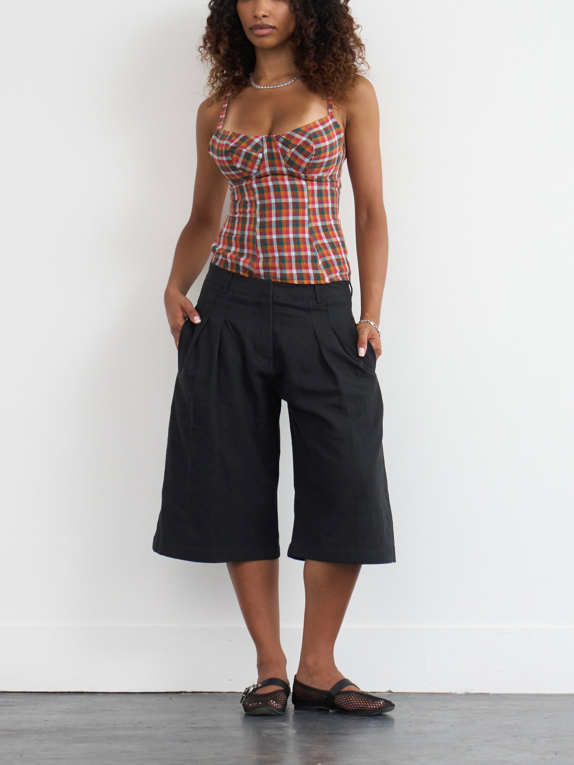parker short - black linen