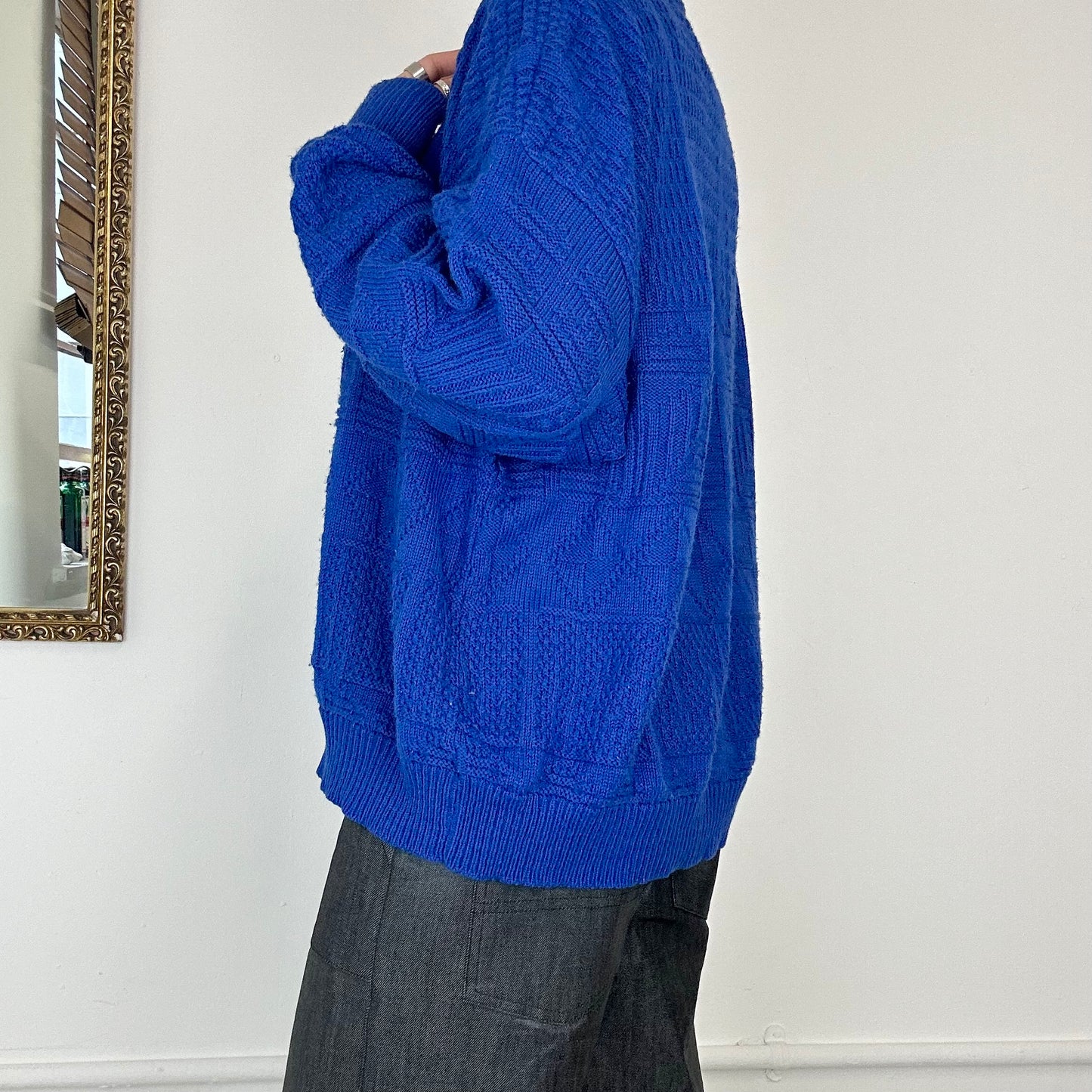 vintage electric blue knitted jumper