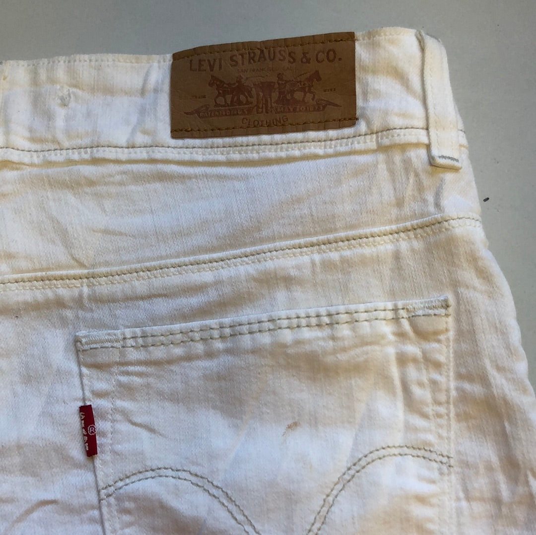 levis loose fit white jeans