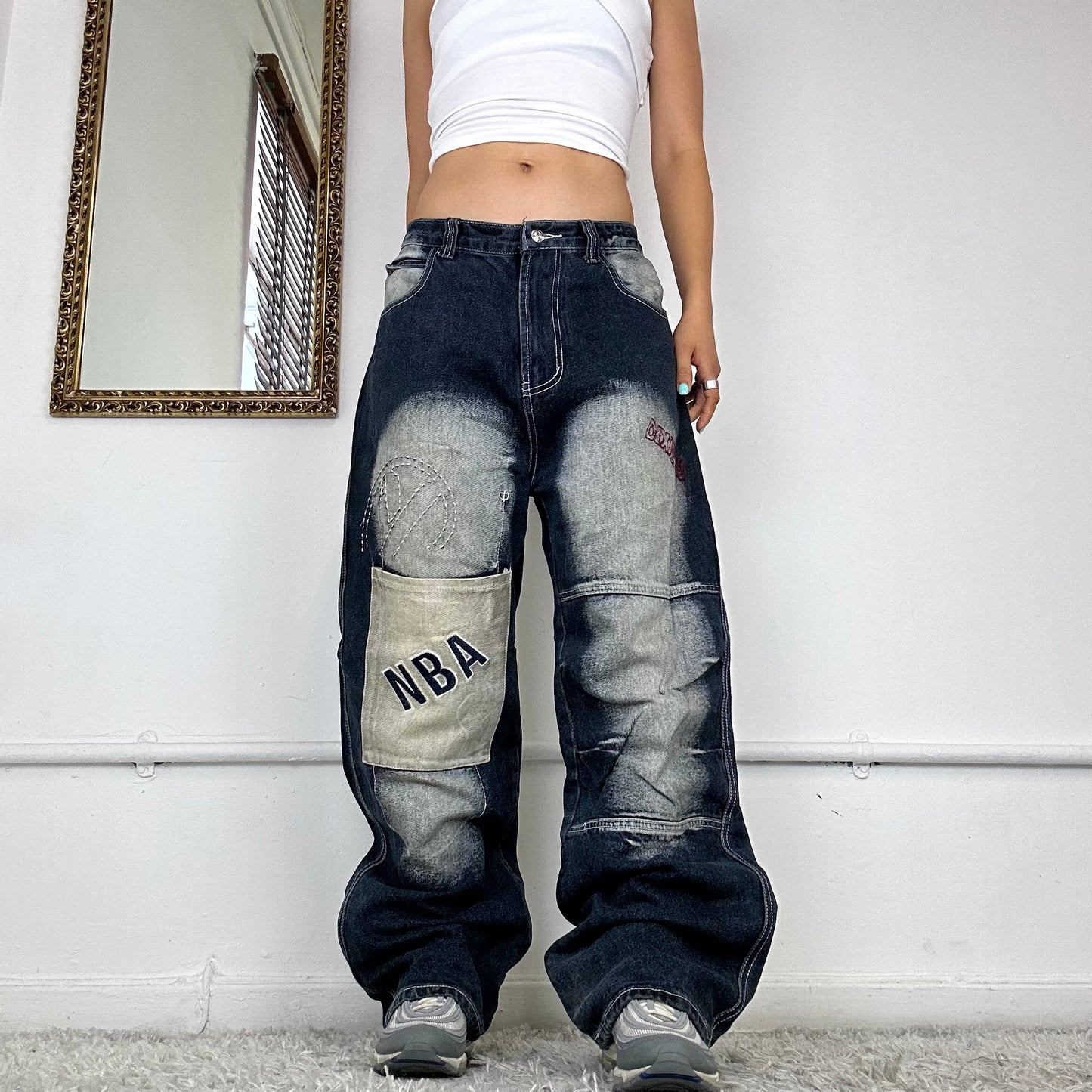 2000's baggy cargo jeans