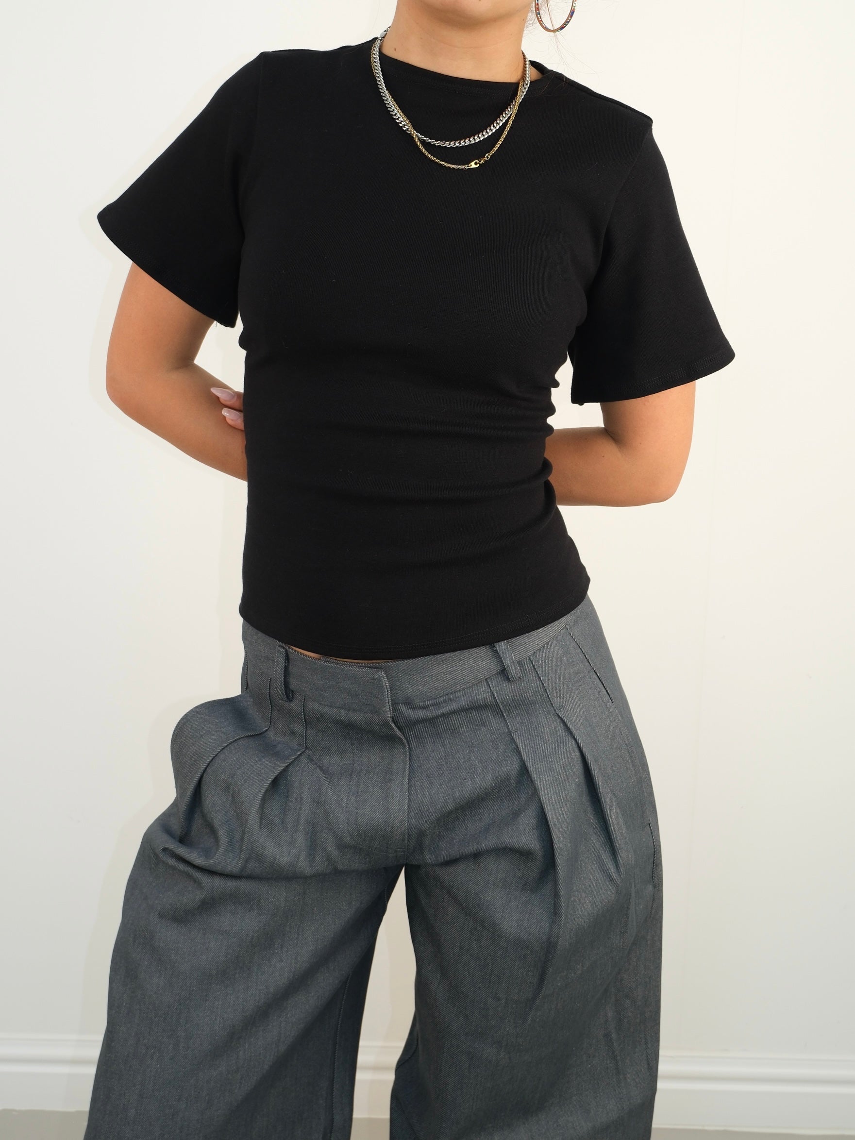 devon top - black