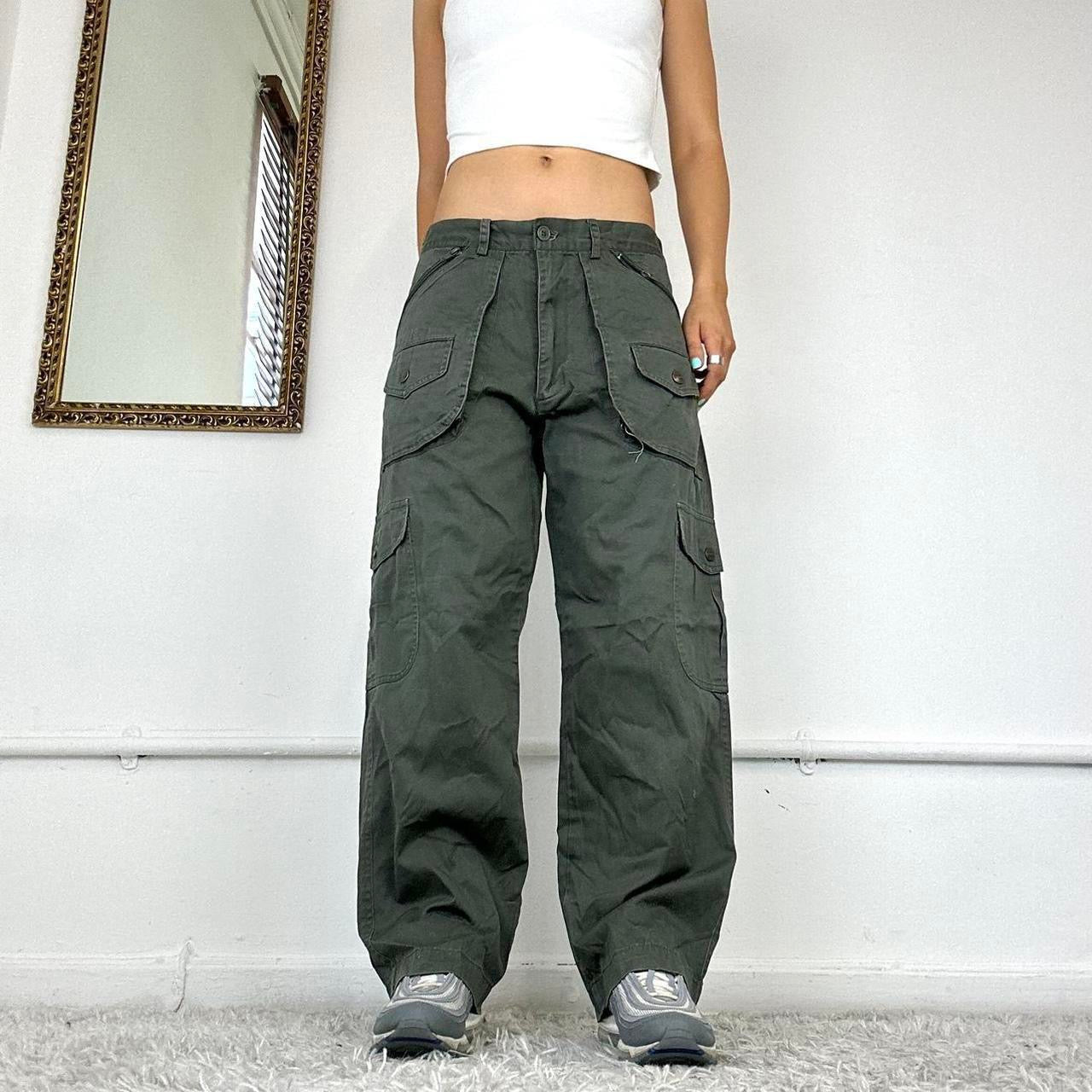 wide leg 2000s cargo trousers