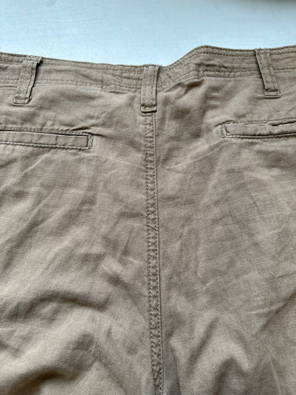 baggy khaki cargo shorts