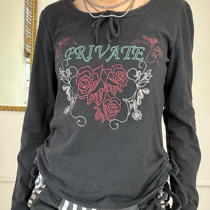 00’s black embroidered long sleeve top