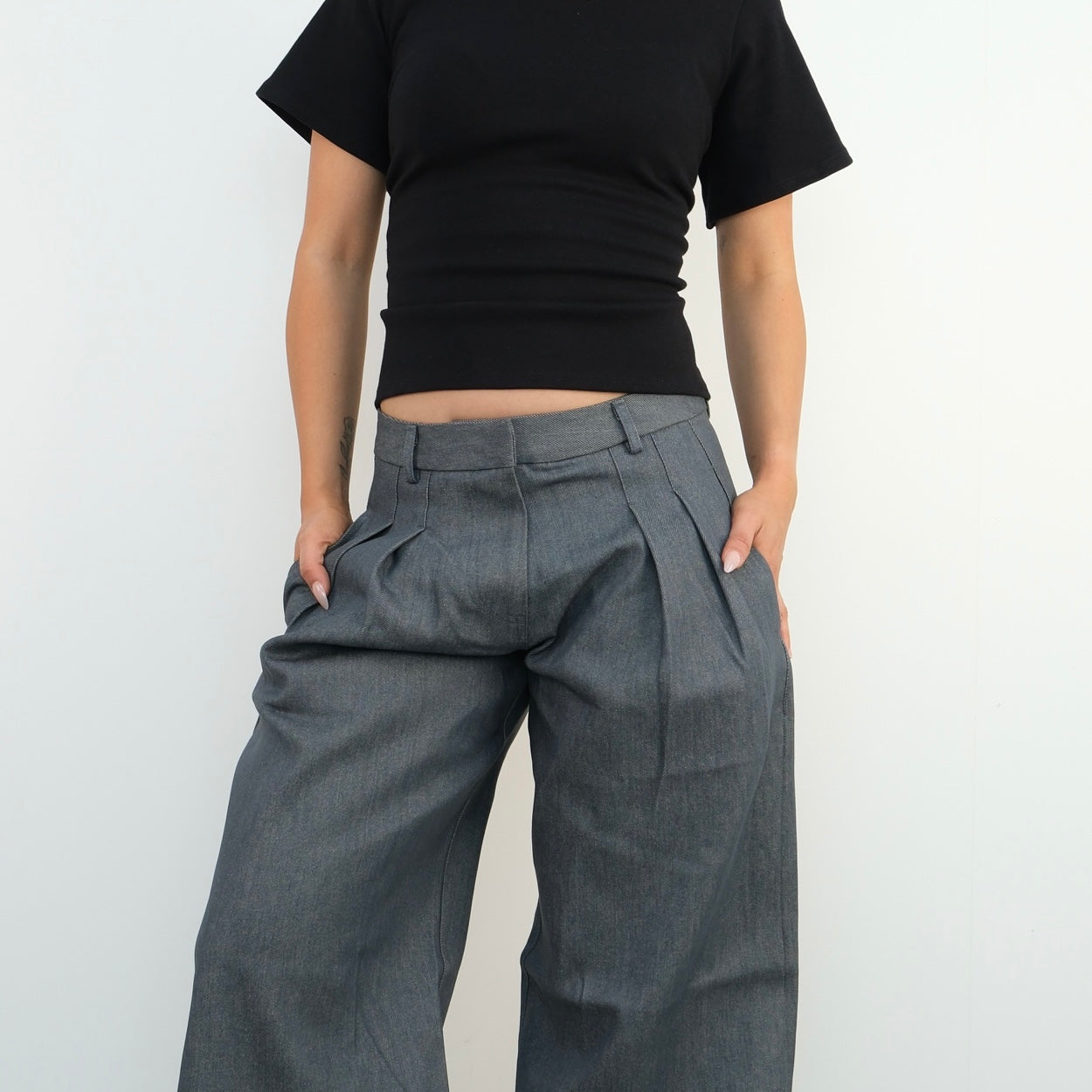 devon top - black