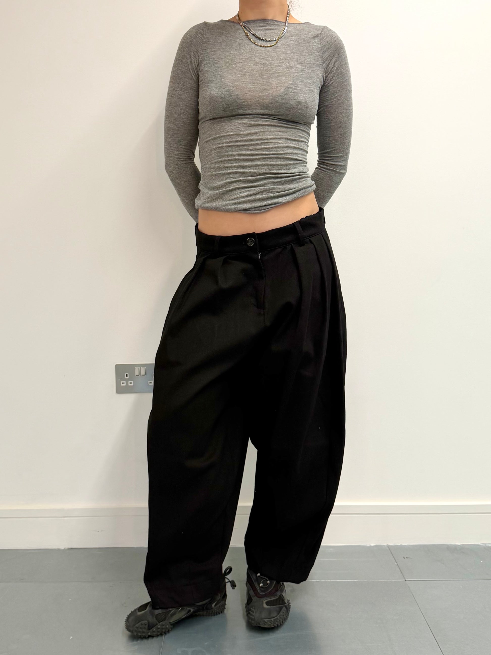 SAMPLE barrel jean - black denim