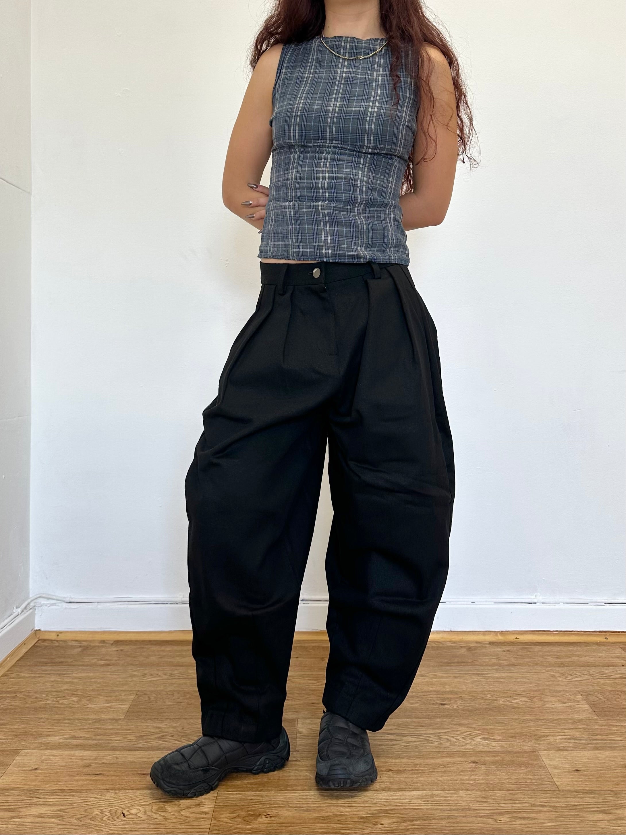 barrel jean - black denim