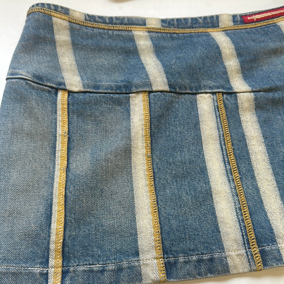 2000's diesel striped mini skirt