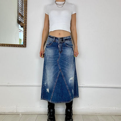 2000’s mid wash denim maxi skirt