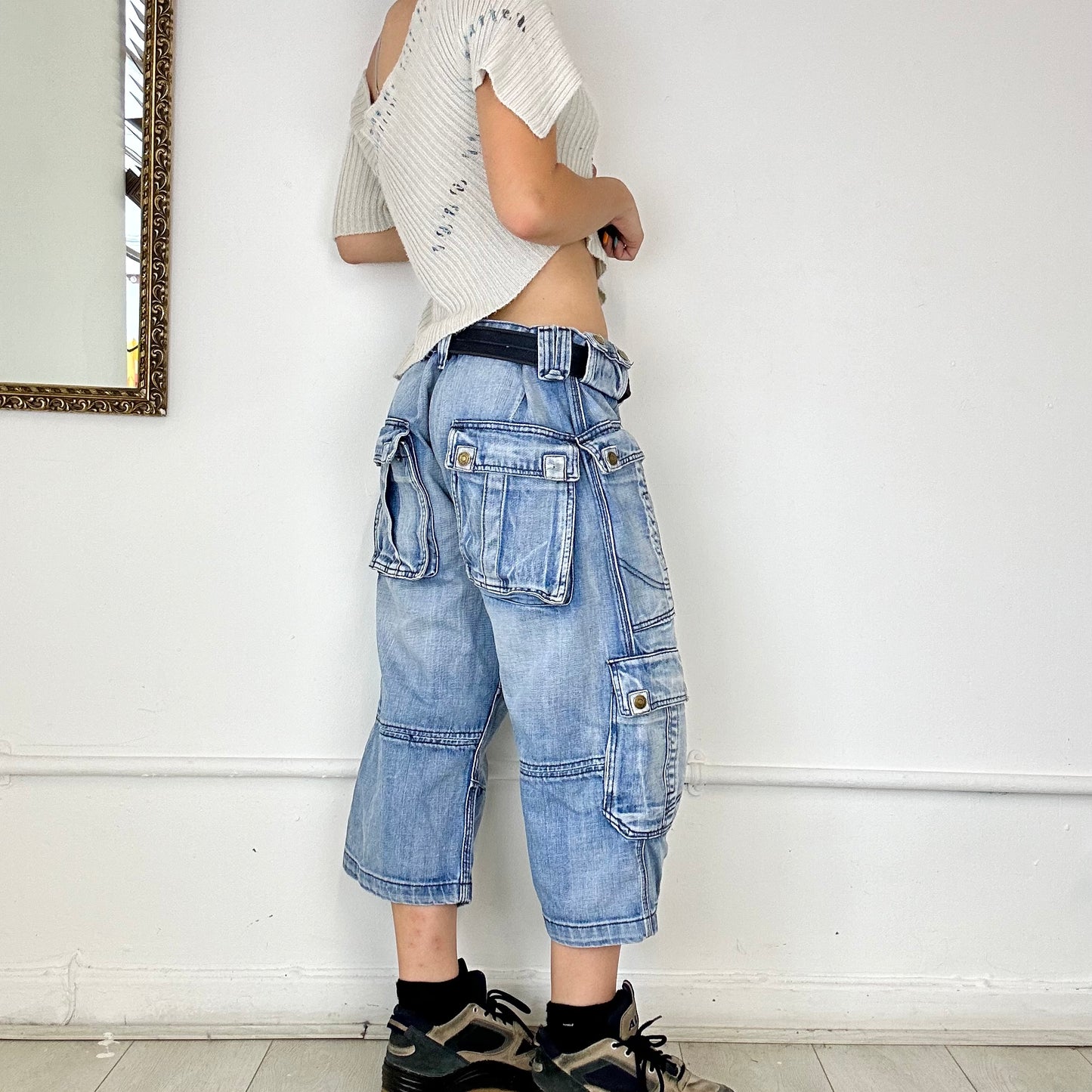 light wash baggy denim shorts