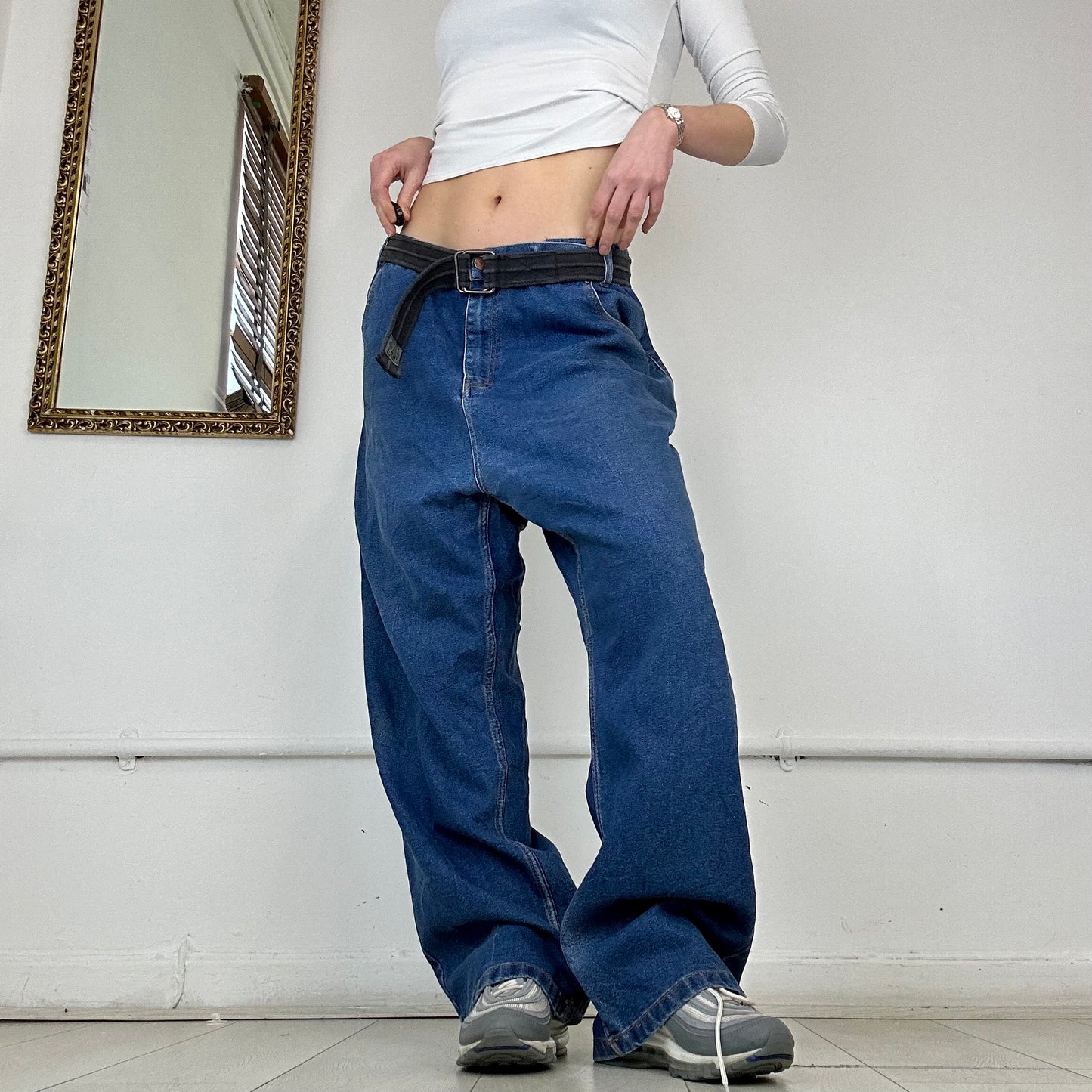 vintage dark wash baggy jeans