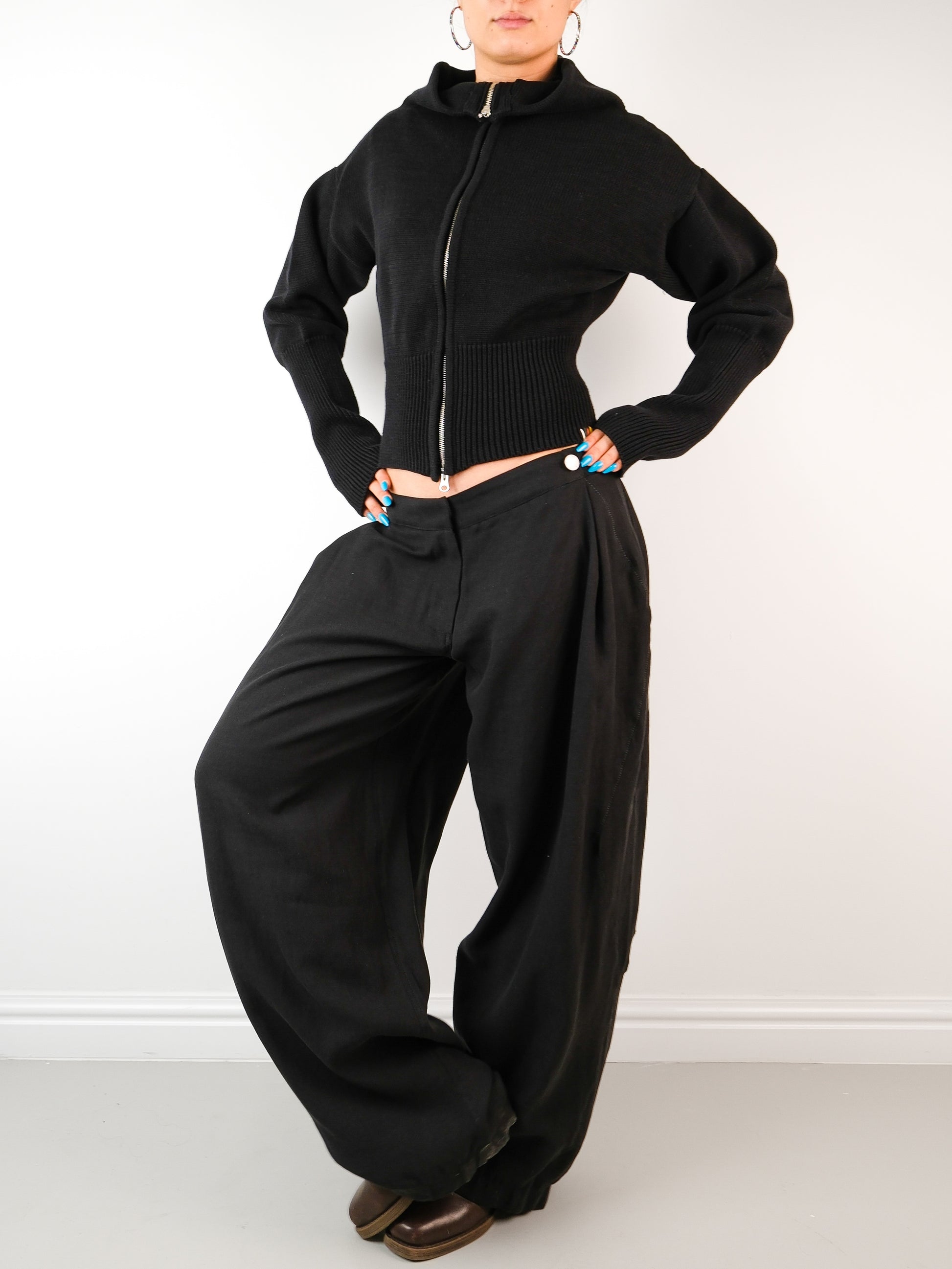 rowan balloon jumper - black knit