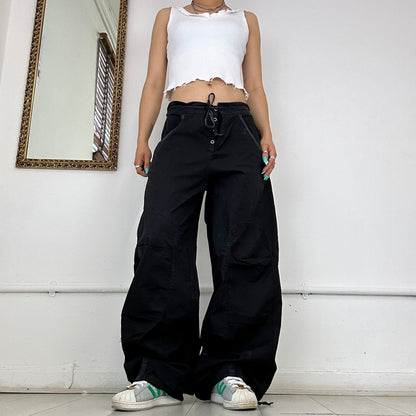 2000's black parachute trousers