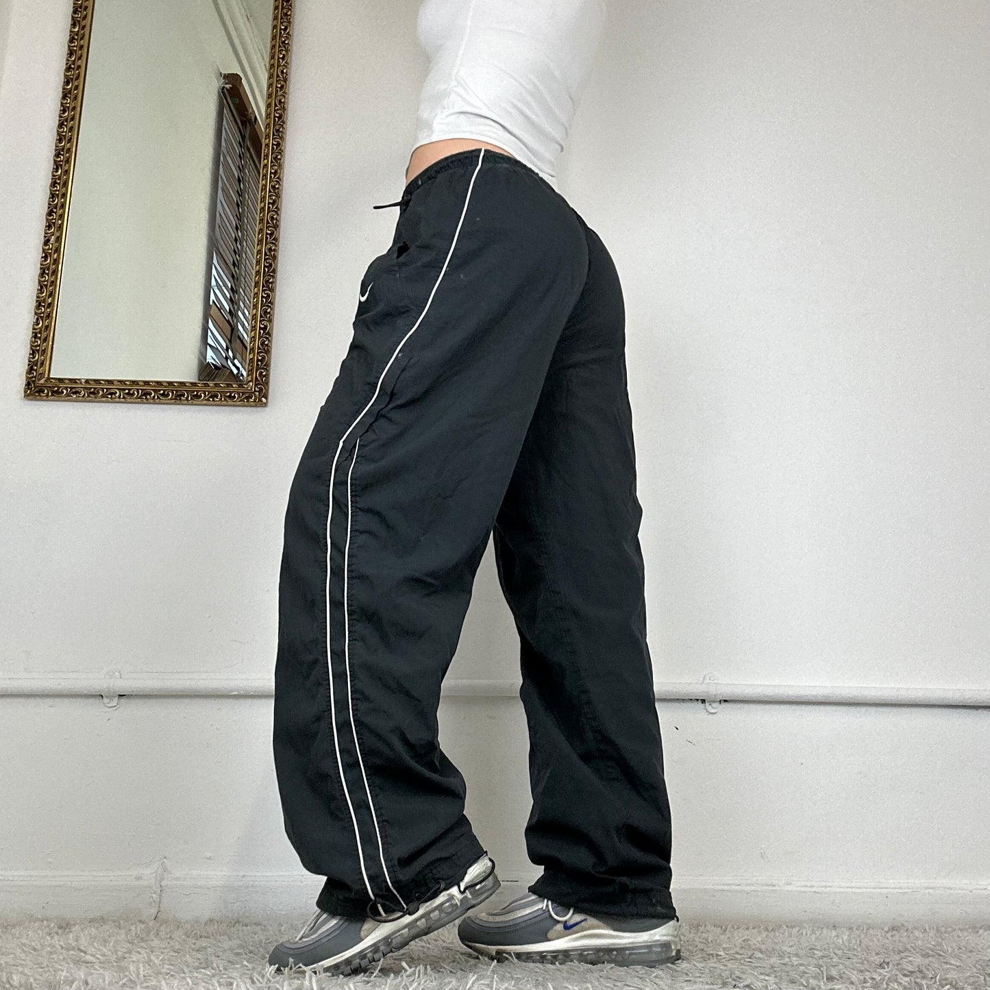 wide leg nike tracksuit bottoms