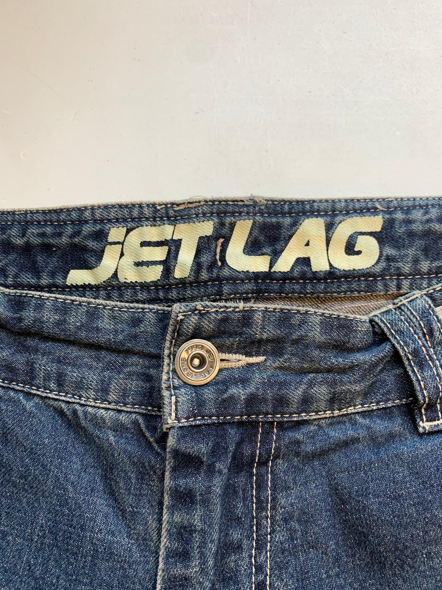 90’s baggy cargo jeans