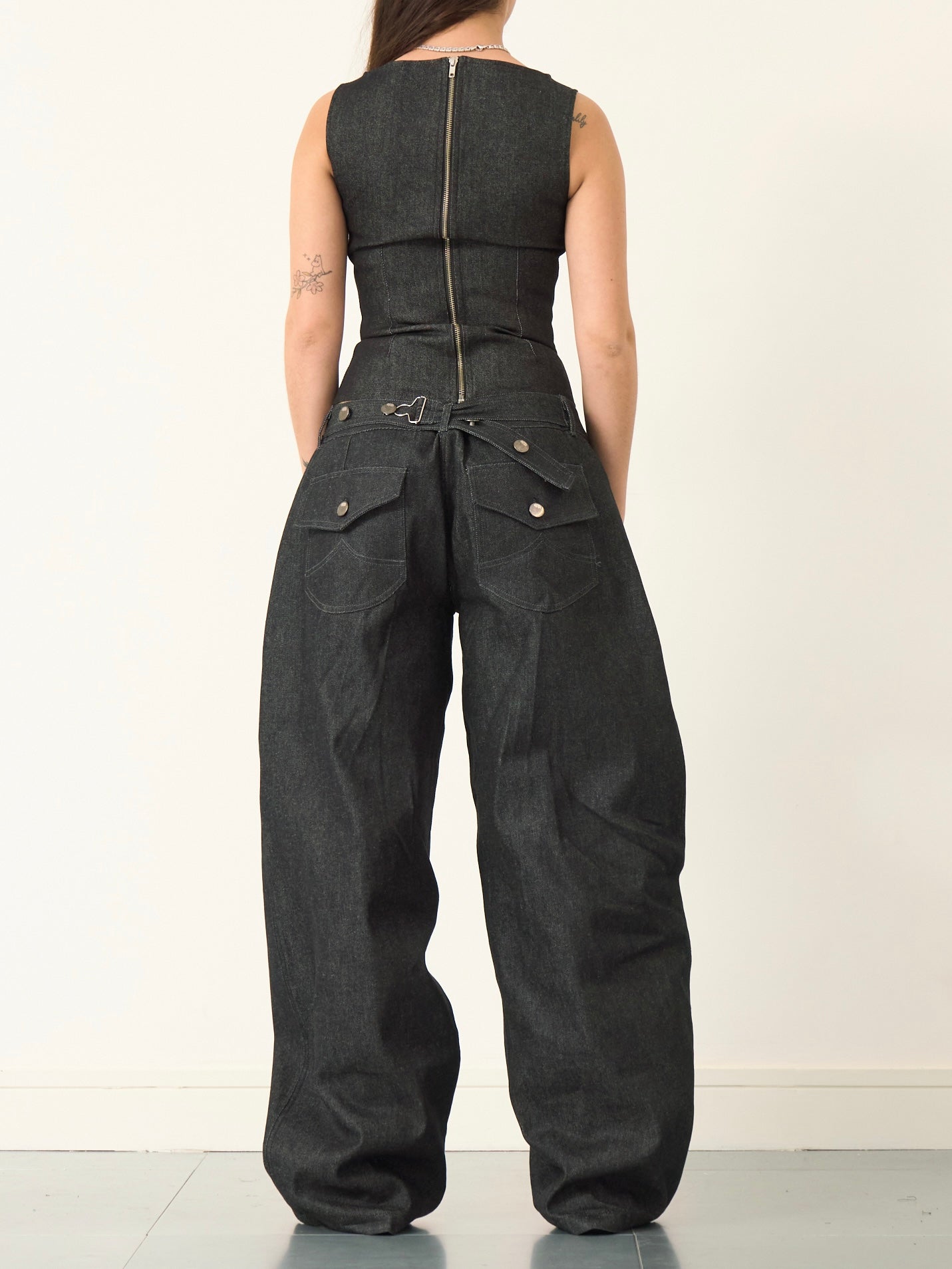 balloon jean - dark grey denim