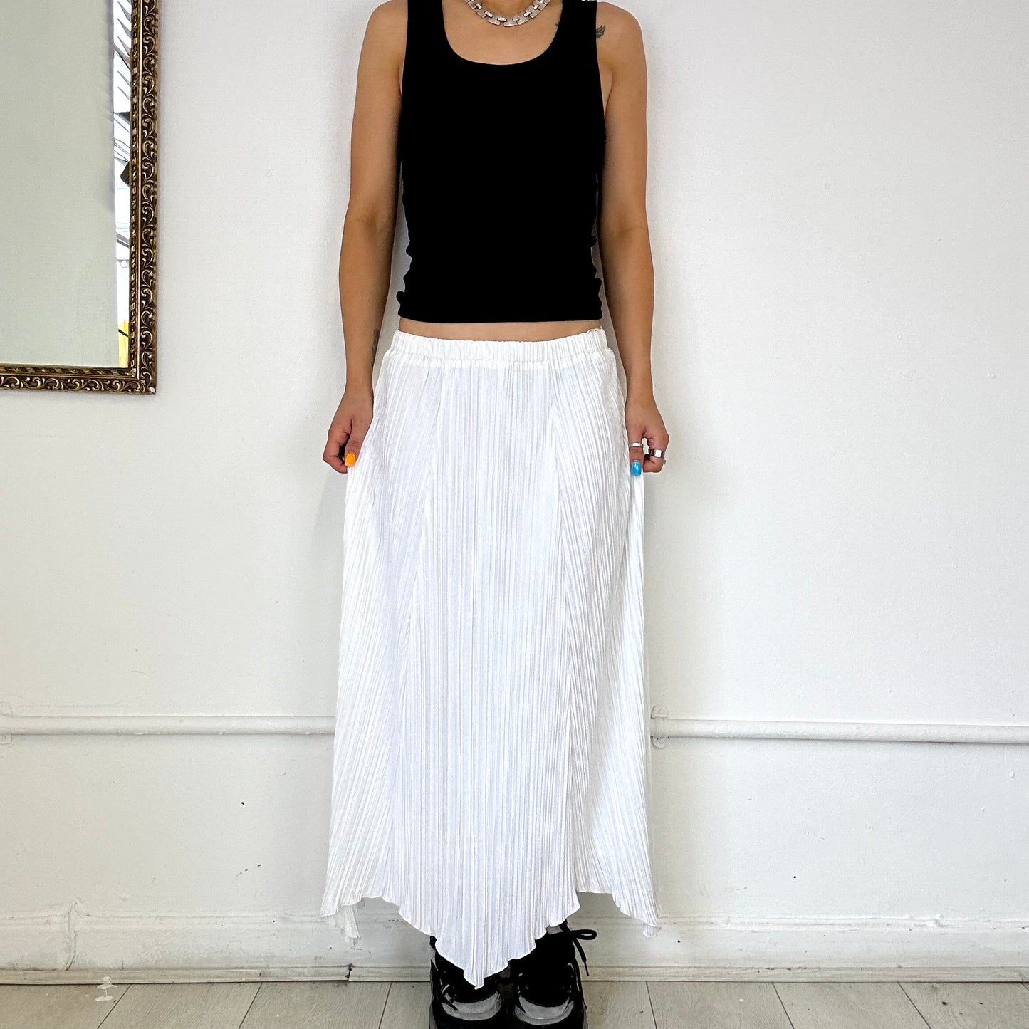 white flowy pleated maxi skirt