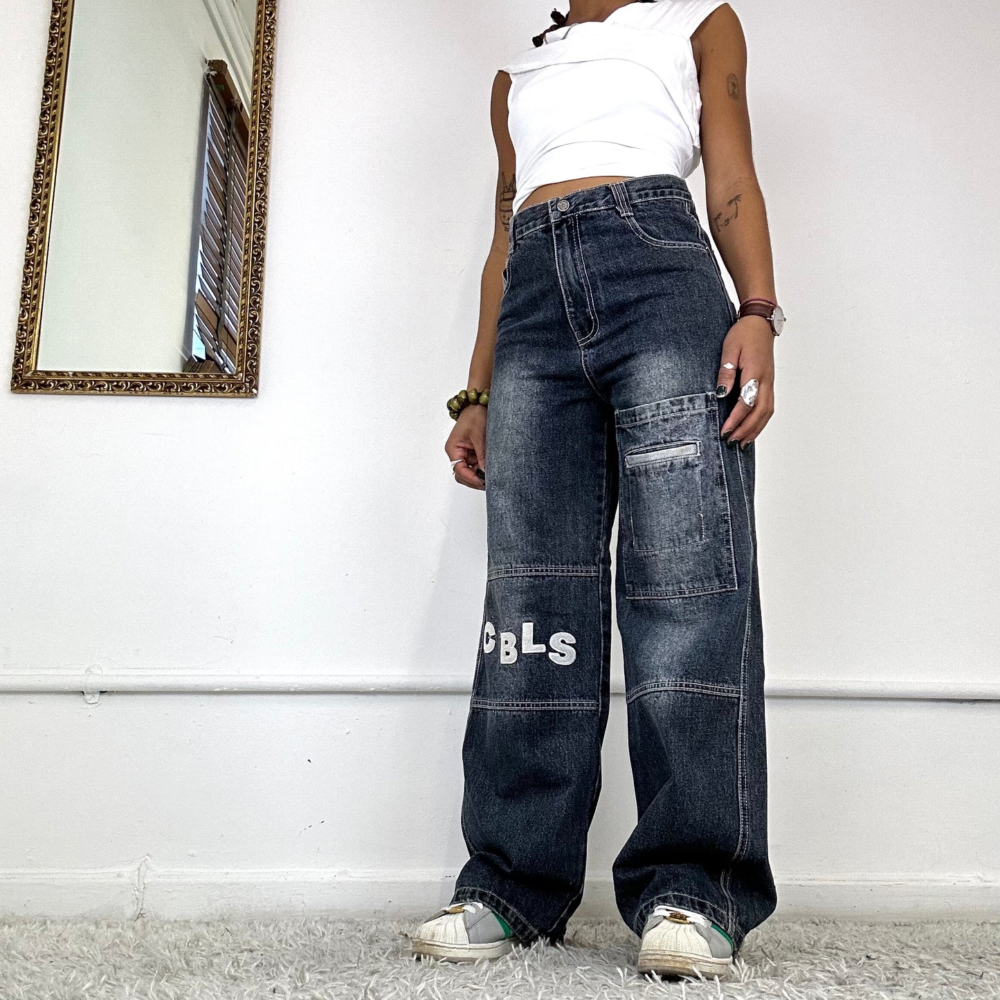 wide leg baggy cargo jeans