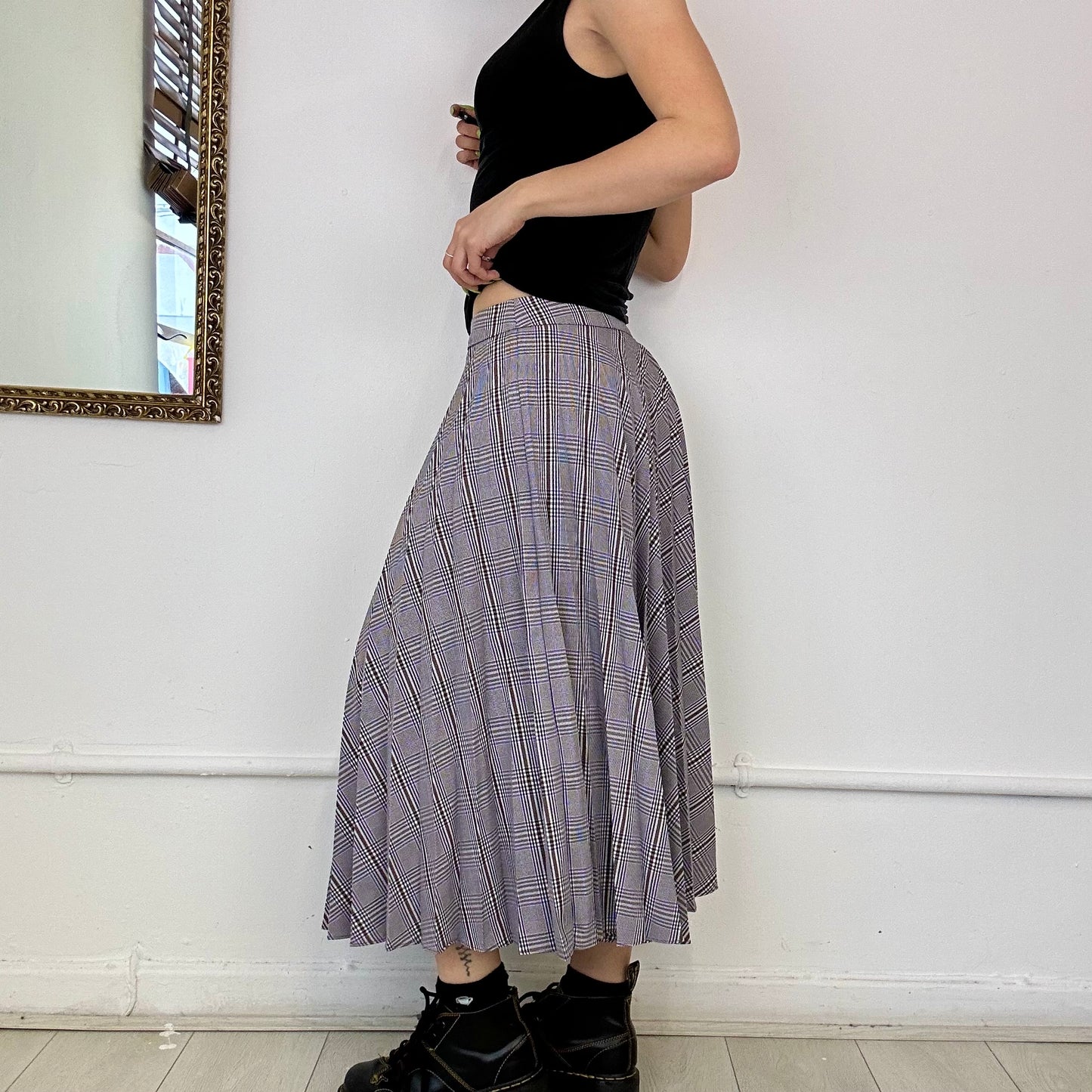 contrast checkered pleated midi skirt