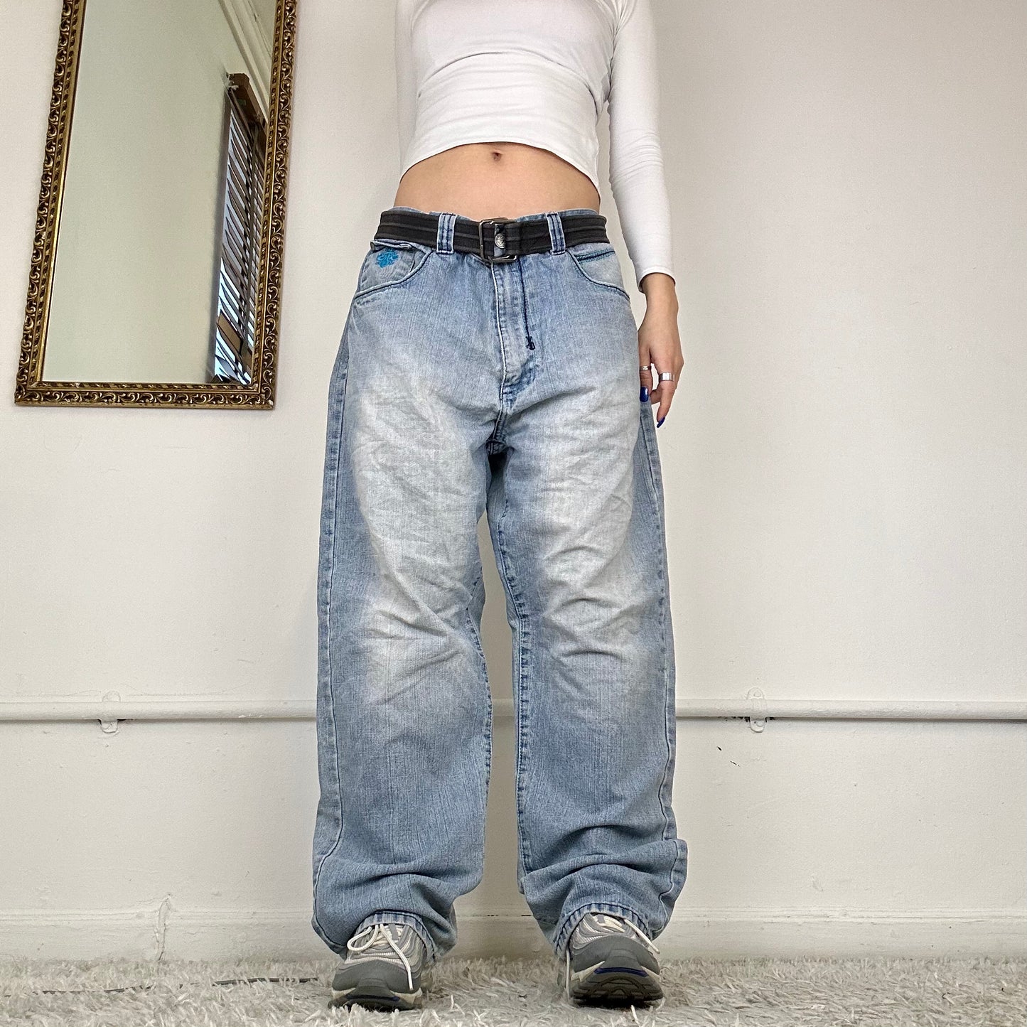 00s baggy light wash jeans