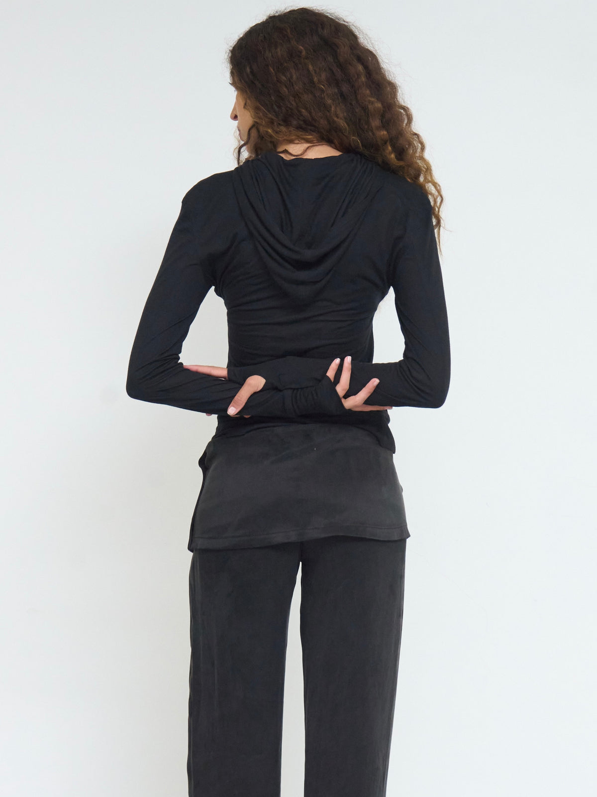 sydney hooded top - black