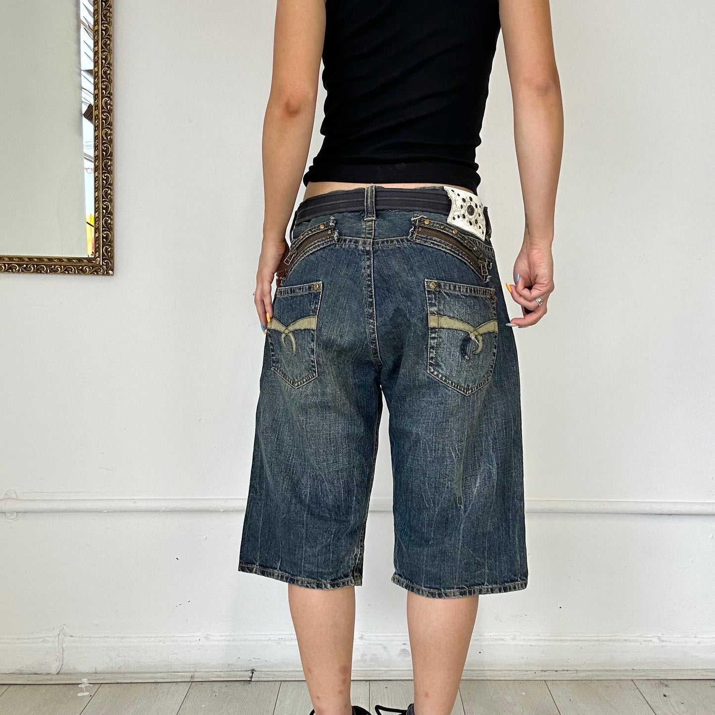 vintage baggy dark wash denim shorts