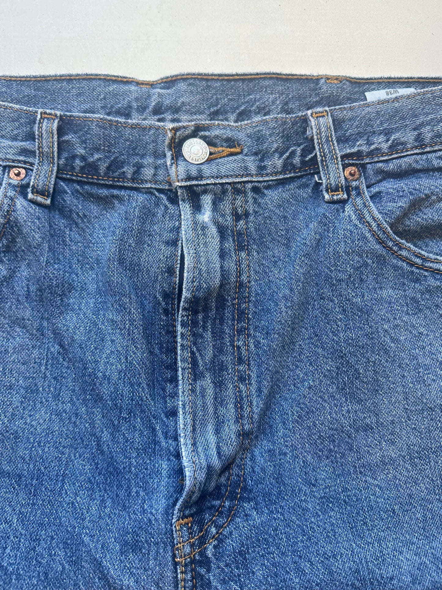 mid wash levis denim jorts