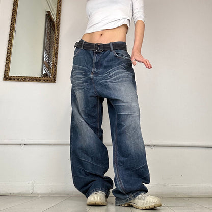 00’s baggy jeans