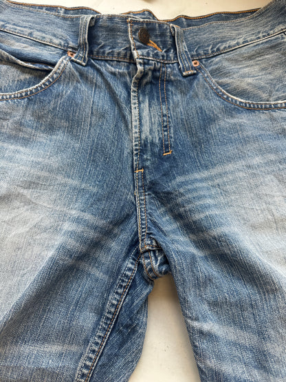 00s wide leg levi’s denim jorts