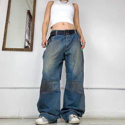 vintage levi’s baggy cargo jeans