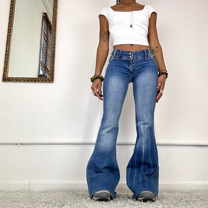 2000'S flared leg jeans