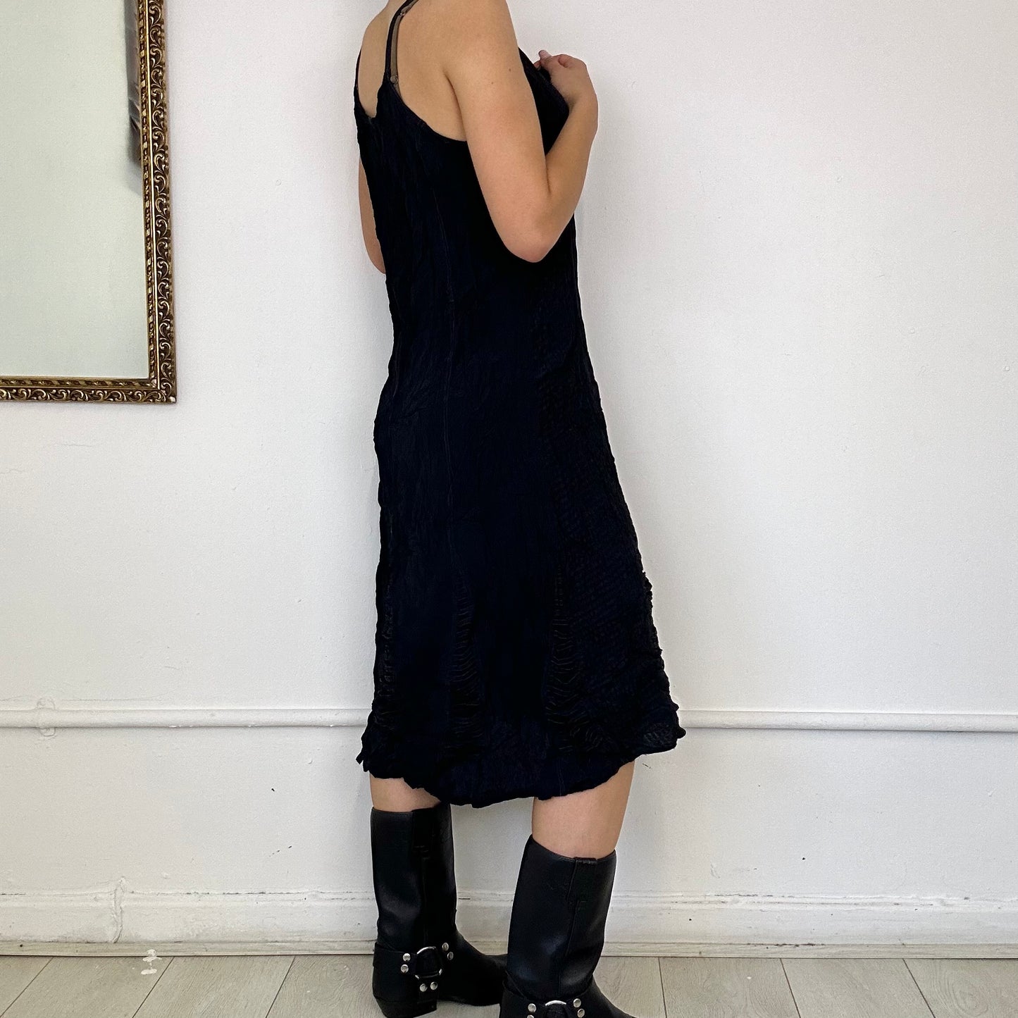 vintage black textured flowy midi dress