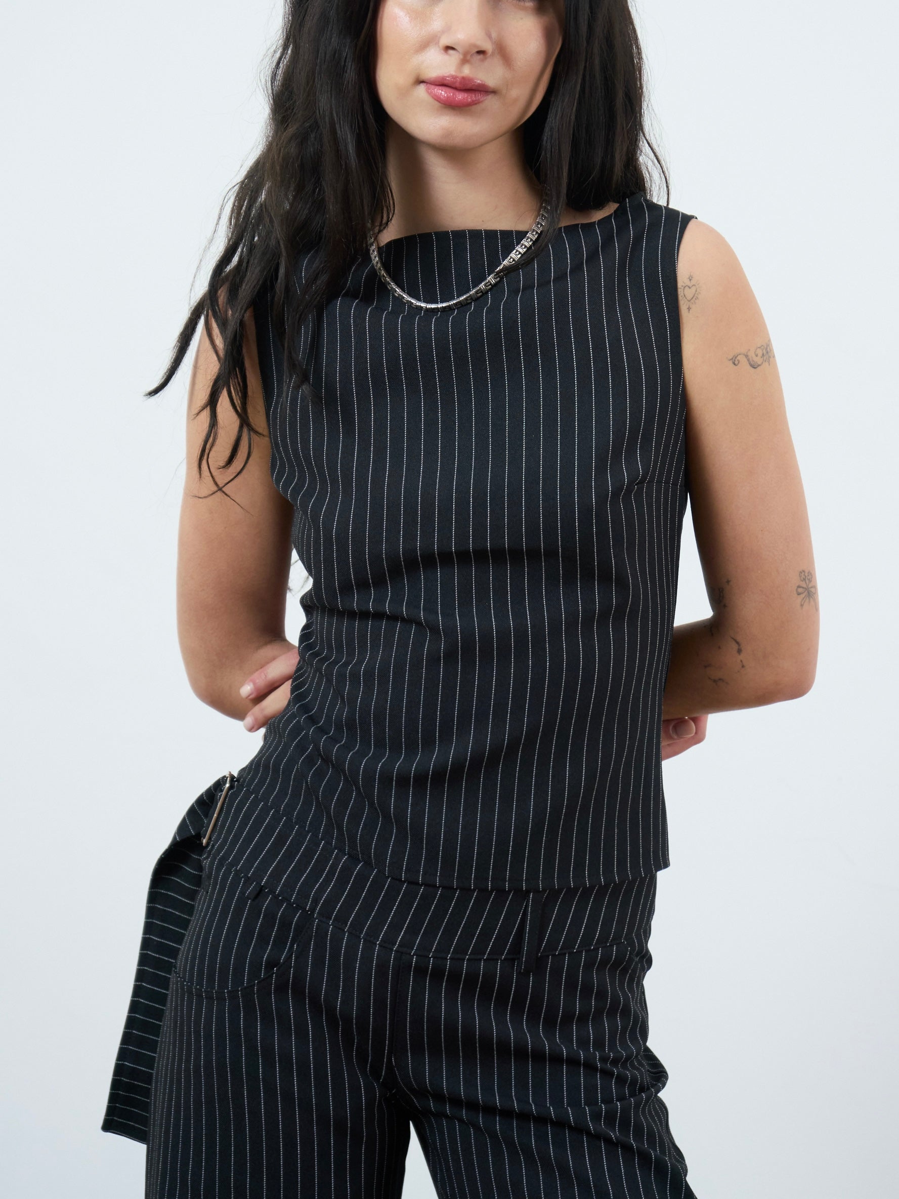 charlie top - black pinstripe