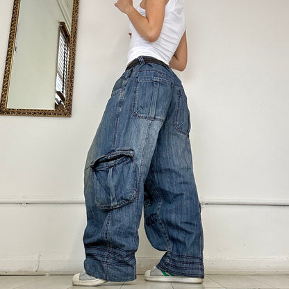 2000's baggy skater jeans