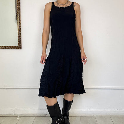 vintage black textured flowy midi dress