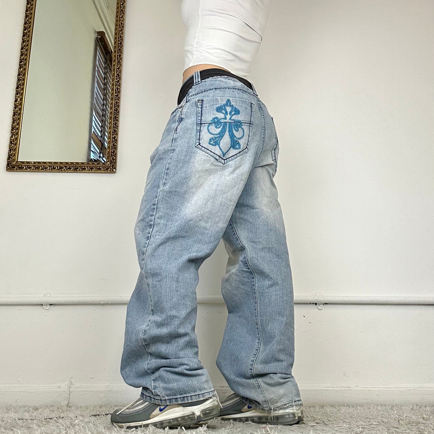 00s baggy light wash jeans