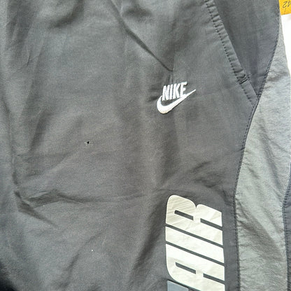 black baggy nike air shorts