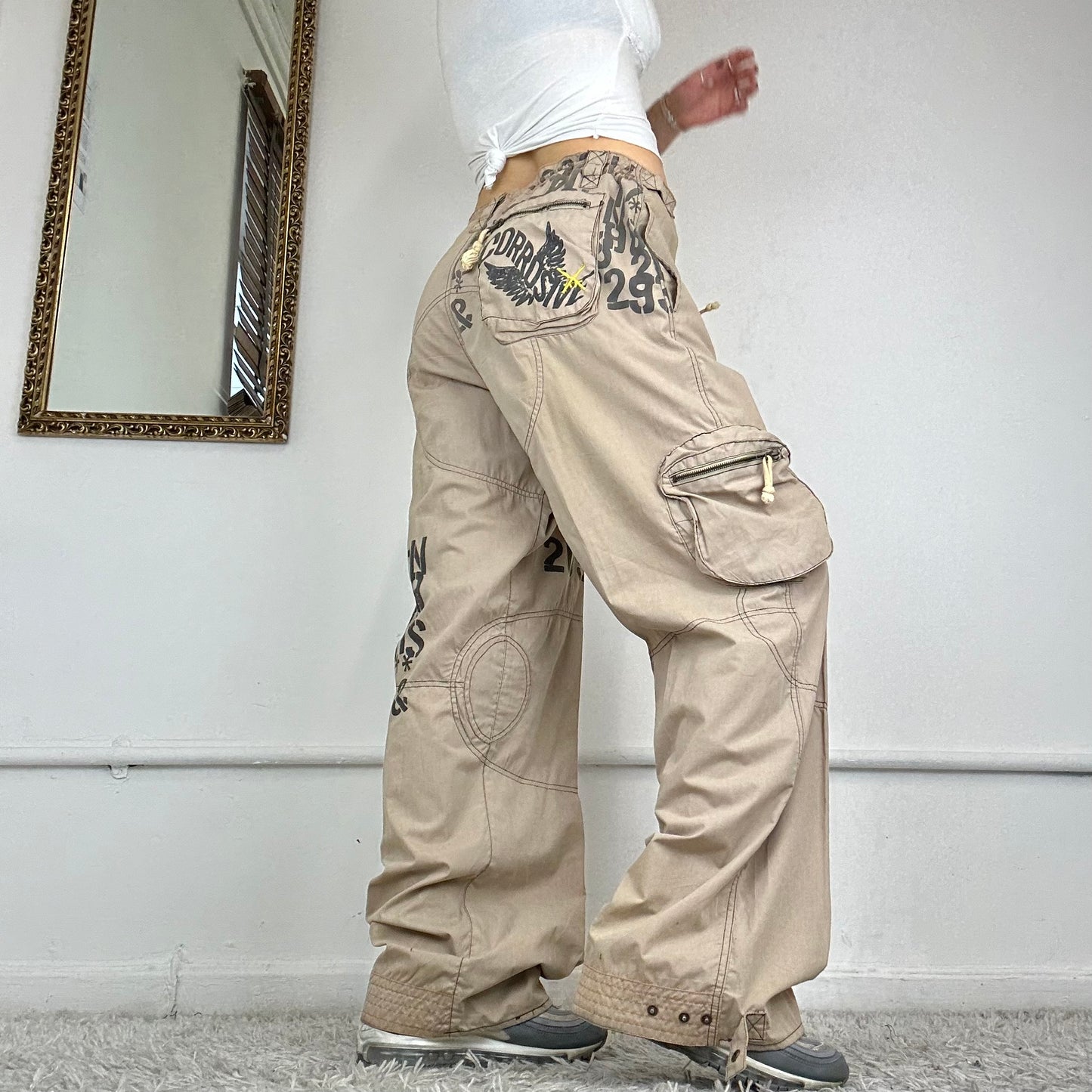 baggy cargo trousers