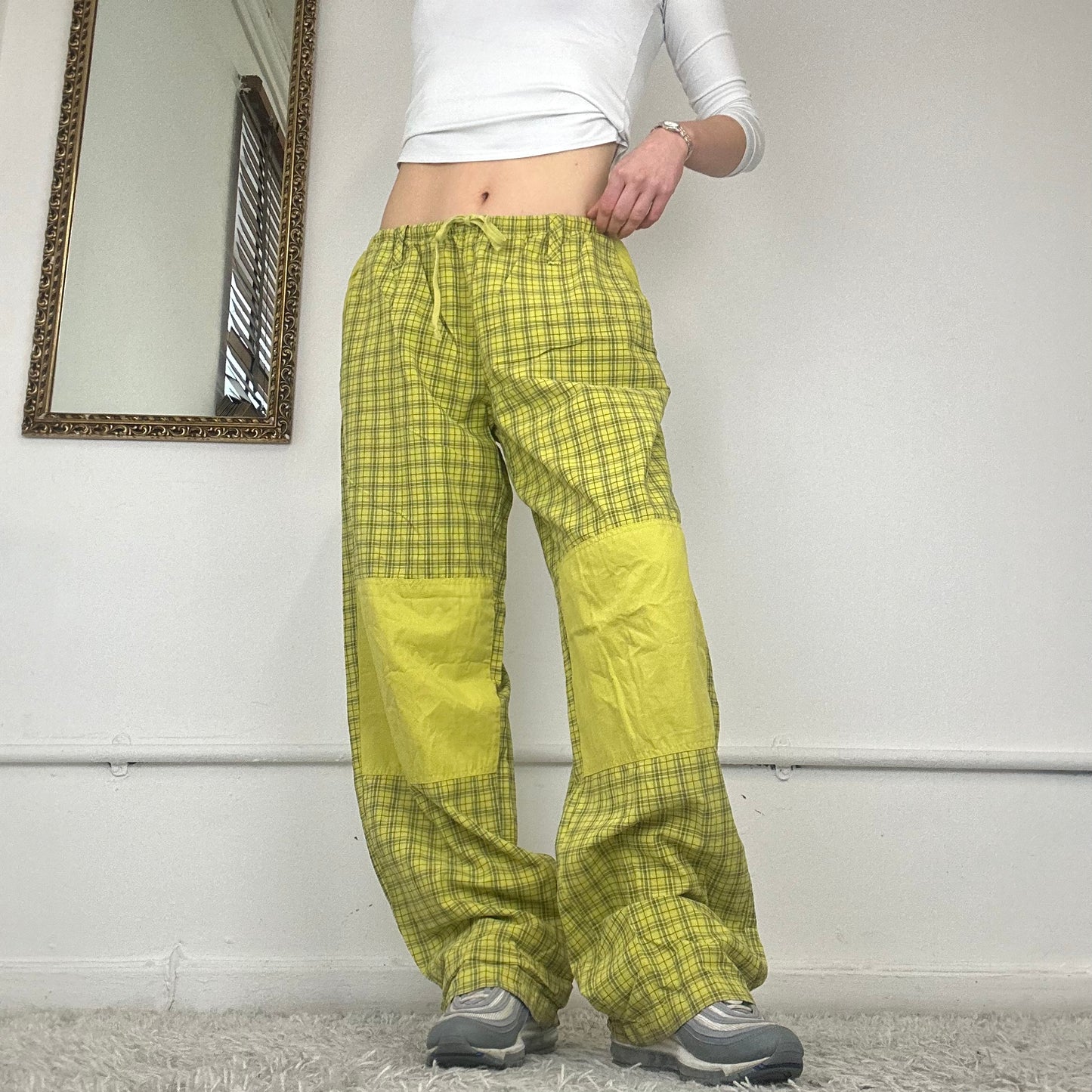 00's checkered cargo trousers