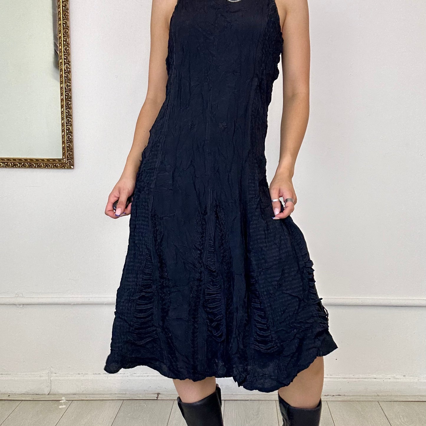 vintage black textured flowy midi dress