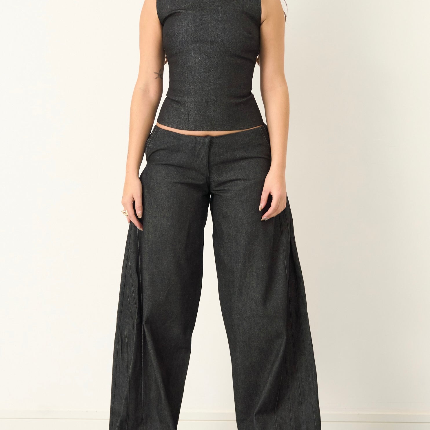 tommy jean - dark grey denim