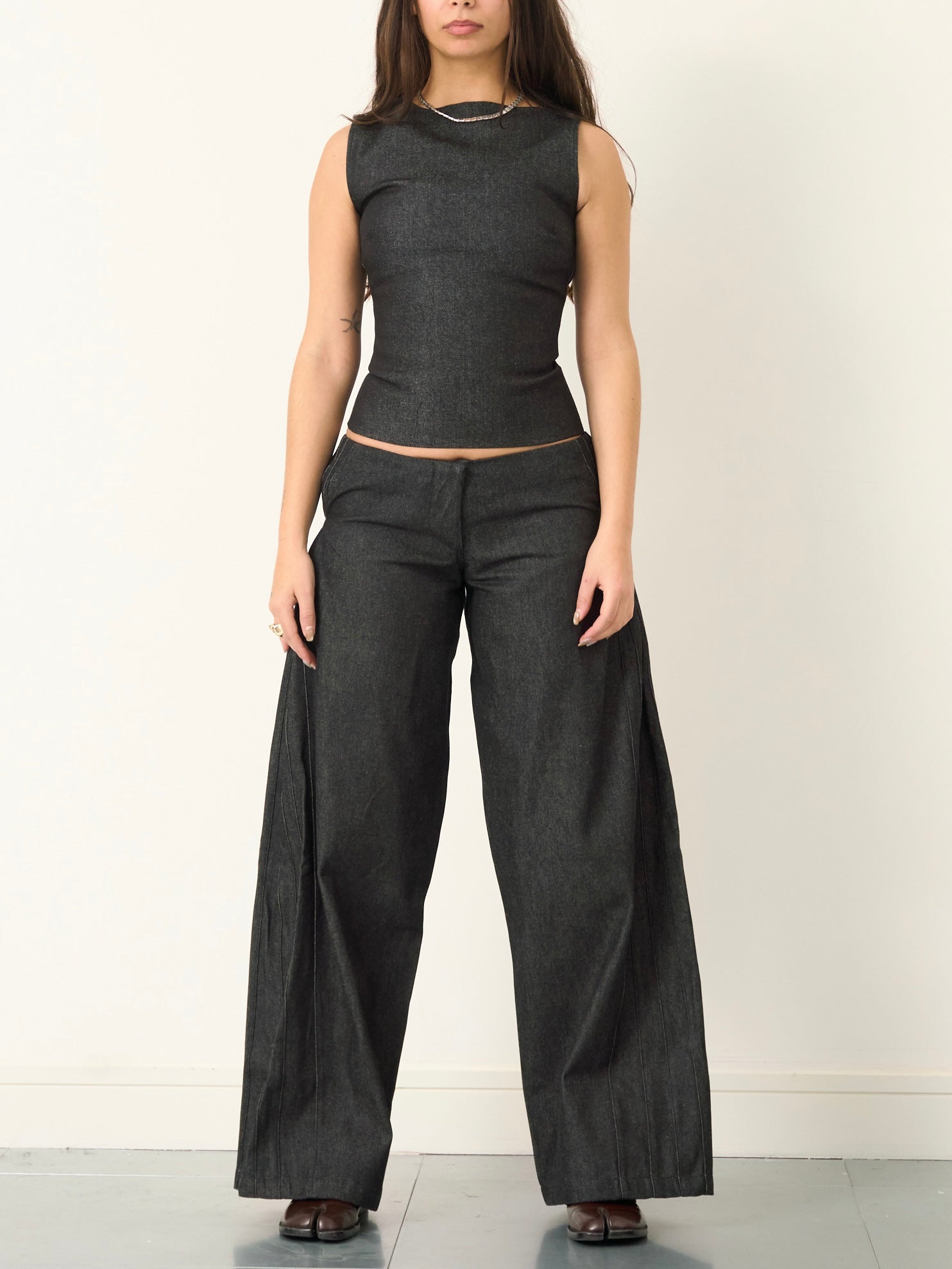 tommy jean - dark grey denim