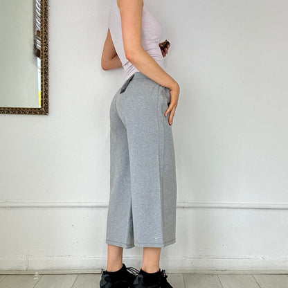 grey nike capri tracksuit trousers