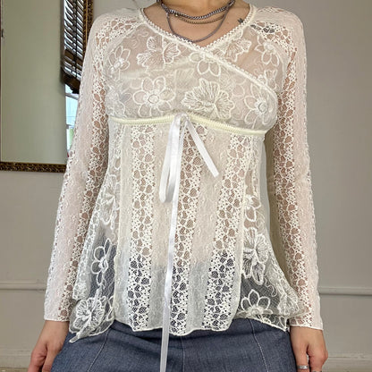 90s white lace long sleeve top