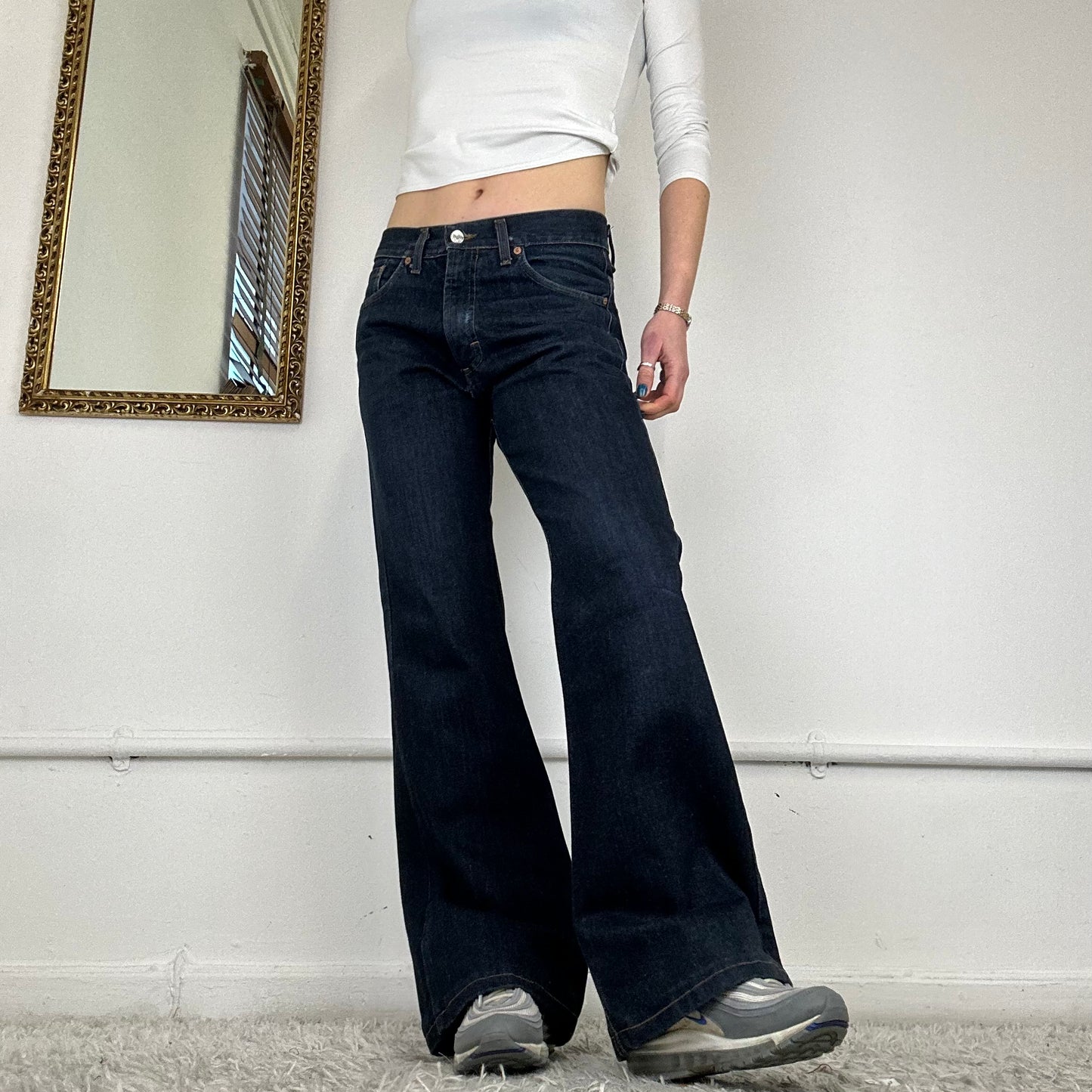 00s flared leg dark wash jeans